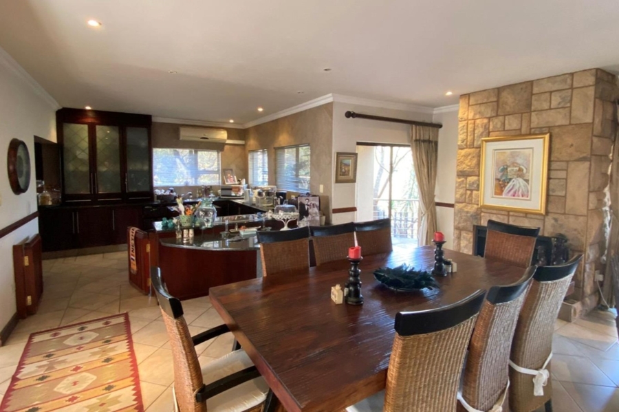 5 Bedroom Property for Sale in Birdwood Estate North West